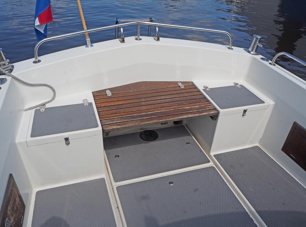 picture Deck equipment